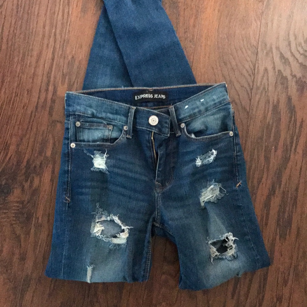 Express mid rise legging distressed